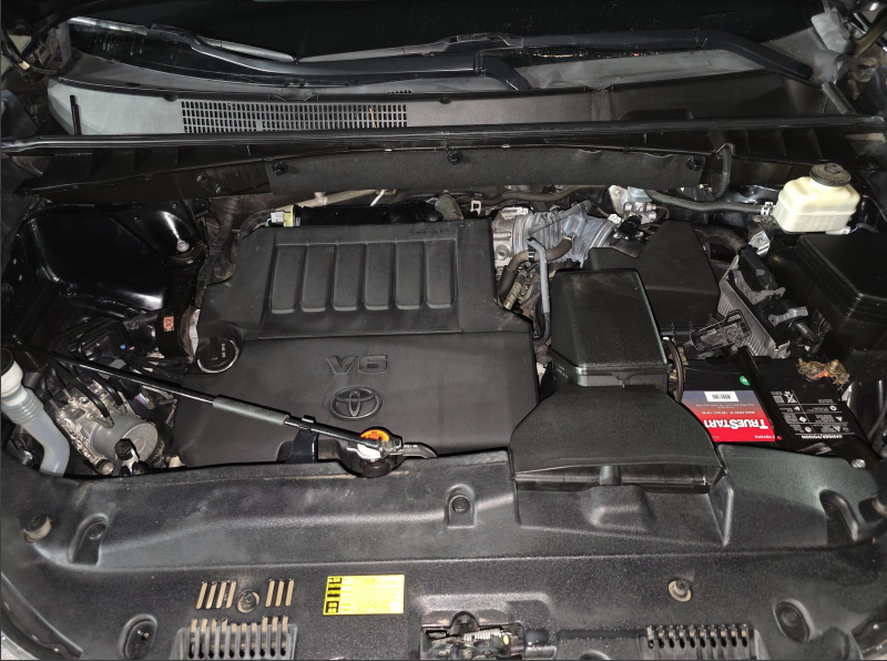 2015 Toyota Highlander XLE thumbnail 2